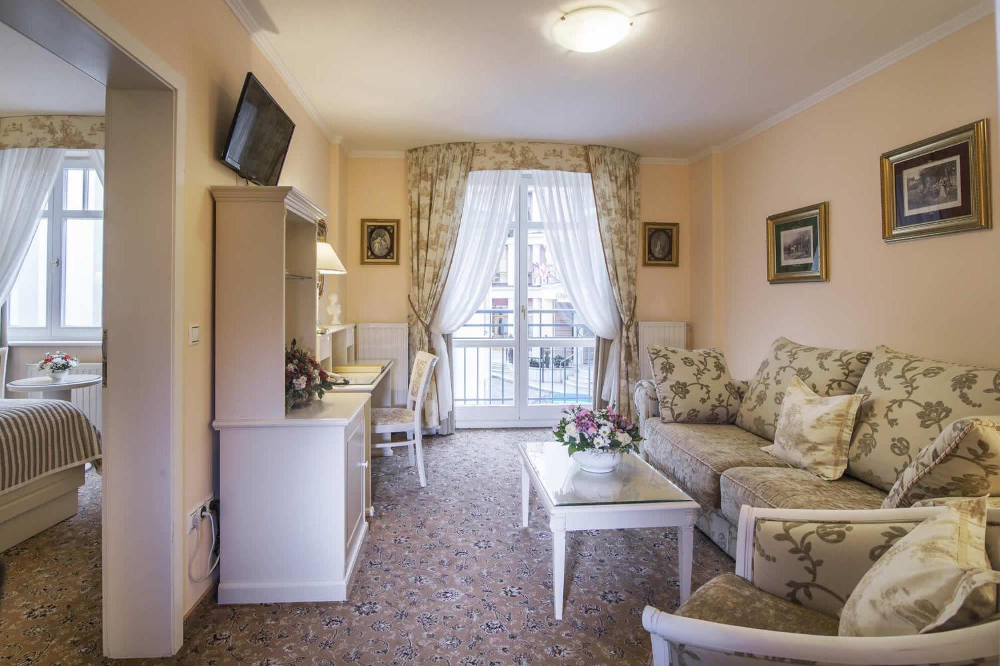 Karlsbad Grande Madonna Hotel Екстериор снимка