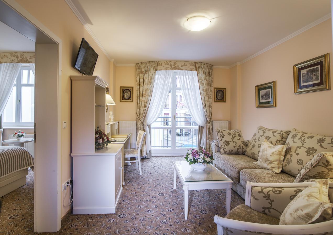 Karlsbad Grande Madonna Hotel Екстериор снимка